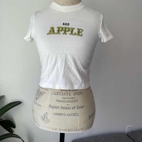 Aritzia Sunday Best - White 'Bad Apple' Graphic Tee - Picture 3 of 7